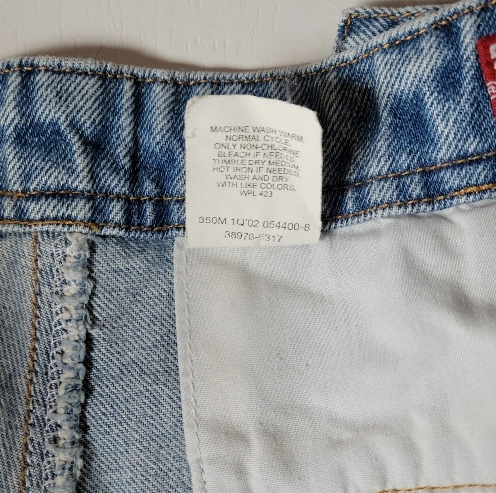 Vintage Levi's 2002 Adjustable Denim Shorts | 100% Cotton | Y2K Levi's | 8